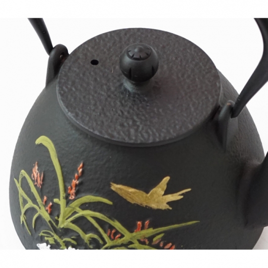 Чайник чугунный тецубин с ситом "Бабочка" 1100 мл
