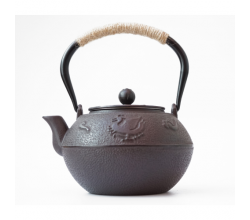 Чайник чугунный Тэцубин с ситом "Судзаку" 1100мл.